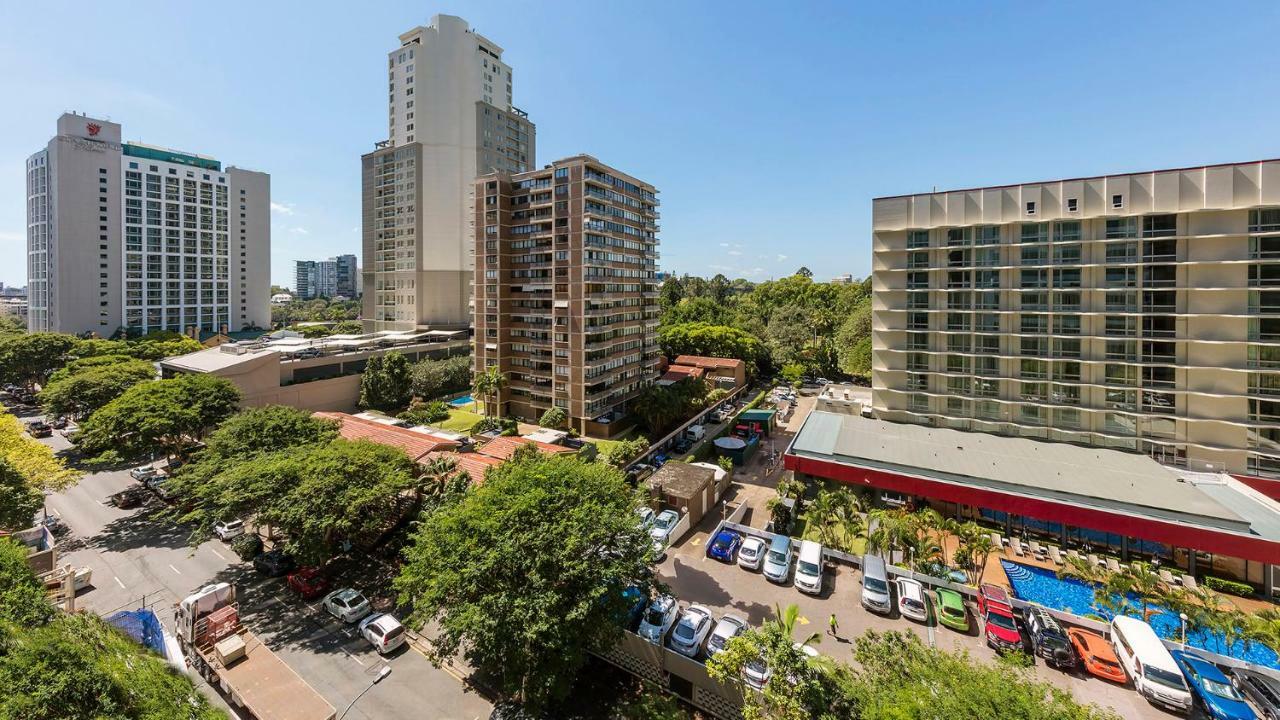 Apartments @ 212 Margaret Brisbane Exteriör bild